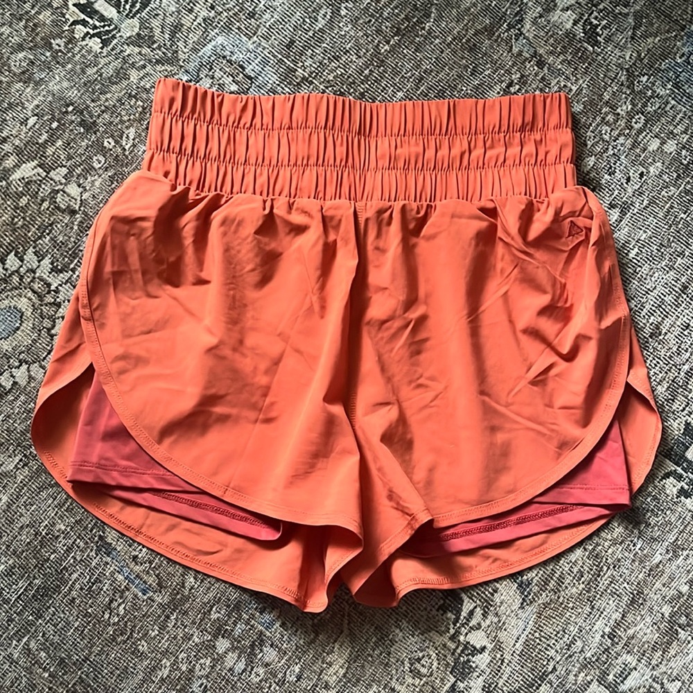 Balance Athletica Vista Logo Running Shorts